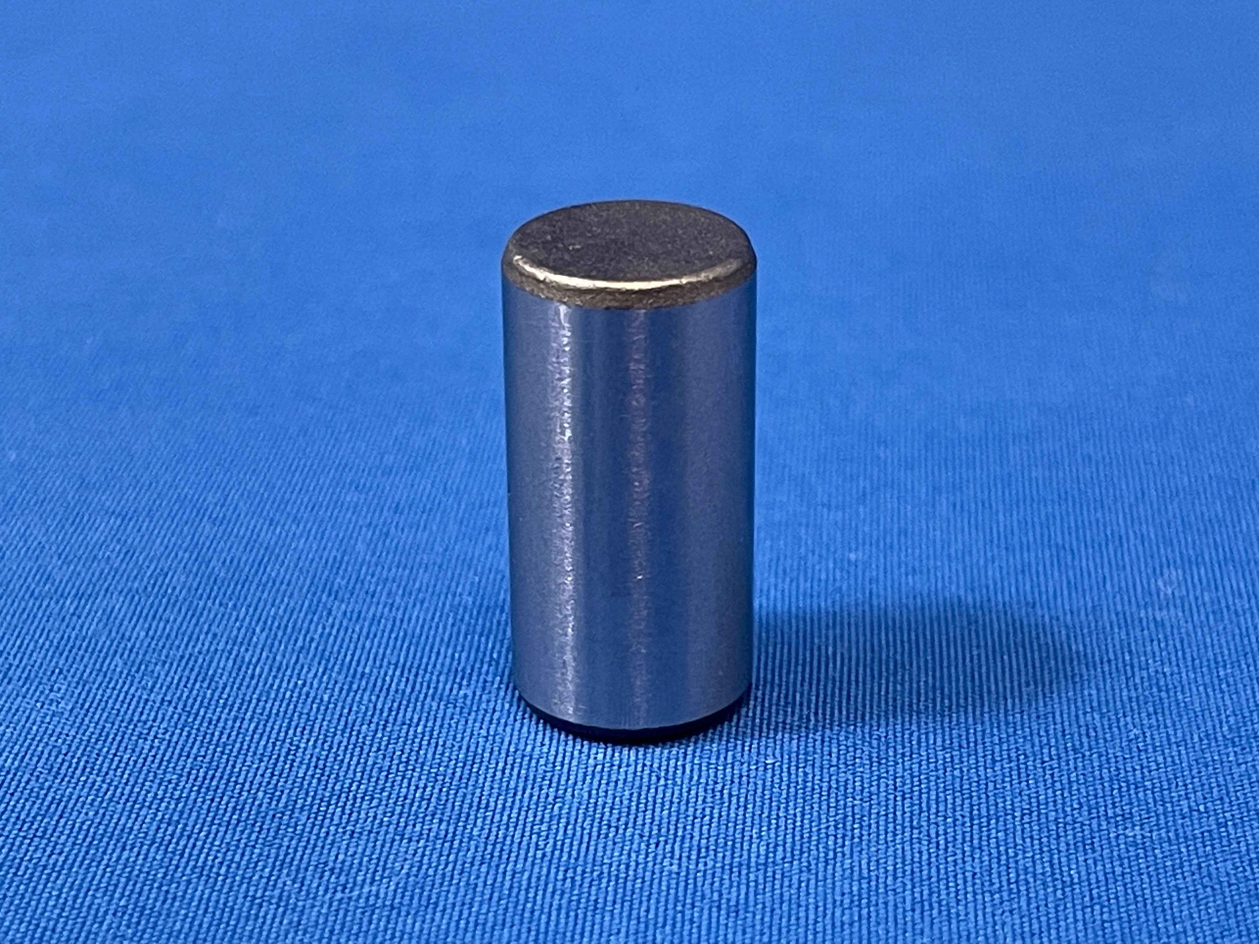 B型ダウエルピン(d=10/L=20)